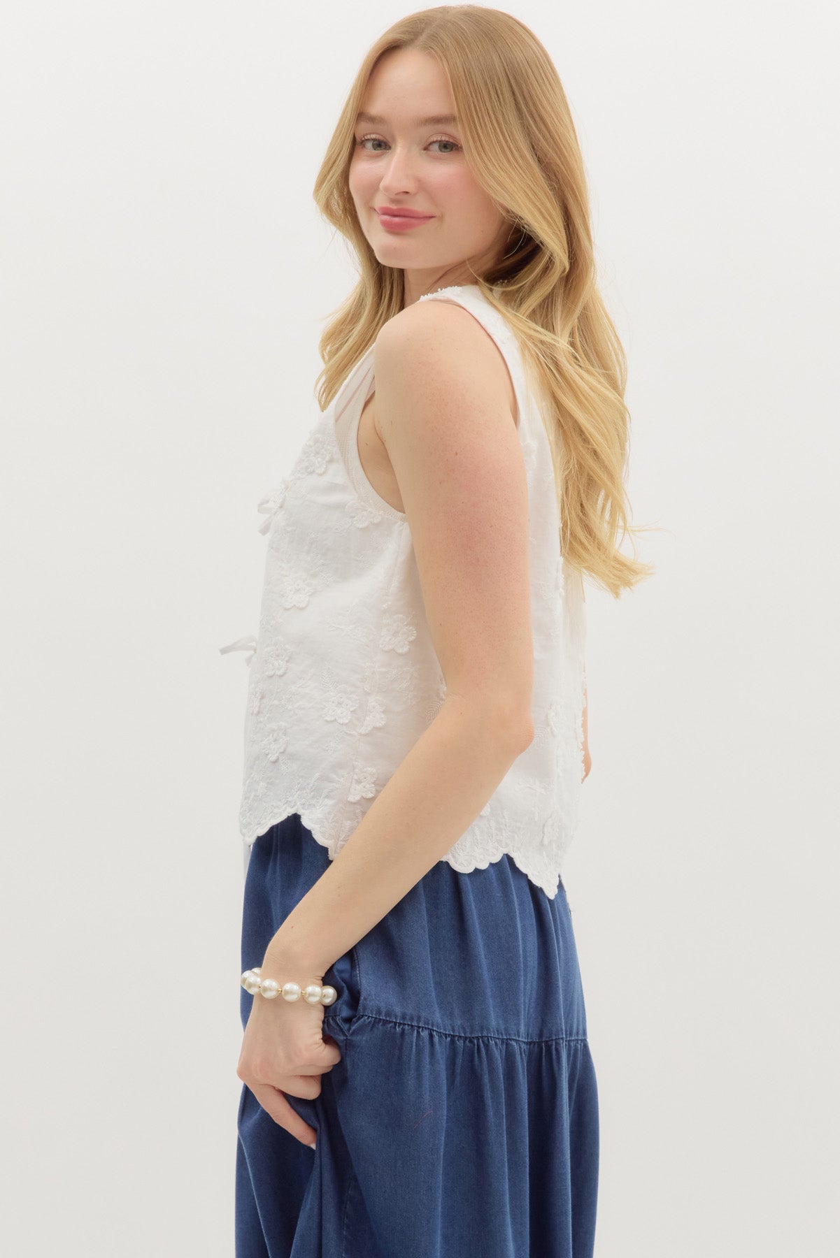 Entro Off White Vest