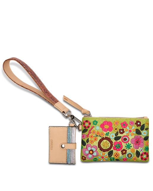 Consuela Combi, Buzzy