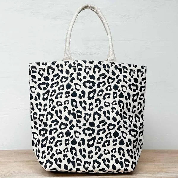 LEOPARD COAST TOTE